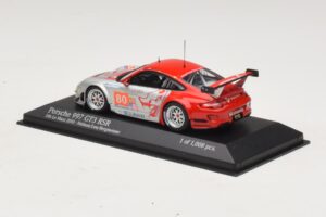 Porsche 911 997 GT3 RSR GT2 #80 S. Neiman / D. Law 24 Hours of Le Mans 2010 Minichamps 1:43 410106980 Diecast — photo 3 of 4