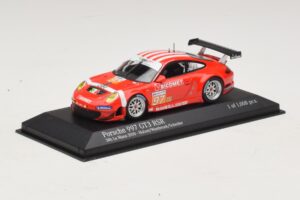 Porsche 911 997 GT3 RSR GT2 #97 M. Holzer / R. Westbrook 24 Hours of Le Mans 2010 Minichamps 1:43 410106997 Diecast — photo 2 of 4