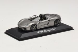 Porsche 918 Spyder Grey Metallic Minichamps 1:43 WAP0201000E Diecast — photo 2 of 4