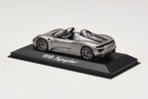 Porsche 918 Spyder Grey Metallic Minichamps 1:43 WAP0201000E Diecast — photo 3 of 4