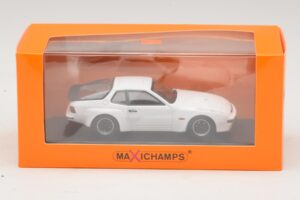 Porsche 924 GT White Maxichamps 1:43 940066121 Diecast — photo 4 of 4