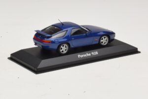 Porsche 928 Blue Metallic Maxichamps 1:43 940068101 Diecast — photo 2 of 4