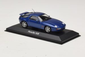 Porsche 928 Blue Metallic Maxichamps 1:43 940068101 Diecast — photo 3 of 4