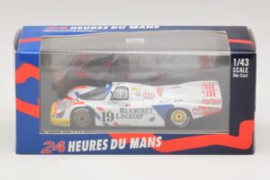 Porsche 956L #19 T. Boutsen / D. Theys 24 Hours of Le Mans 1986 Minichamps 1:43 430866519 Diecast — photo 4 of 4