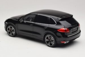 Porsche Cayenne Turbo S 92A Black Metallic Minichamps 1:18 110062100 Diecast — photo 7 of 8