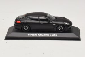 Porsche Panamera 970 Turbo Matt Black Maxichamps 1:43 940062370 Diecast