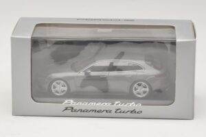 Porsche Panamera 971 Turbo Grey Metallic Minichamps 1:43 WAP0207610H Diecast — photo 4 of 4