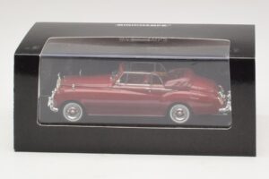 Rolls-Royce Silver Cloud II Cabriolet Red Minichamps 1:43 436134930 Diecast — photo 4 of 4
