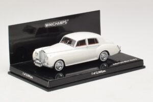 Rolls-Royce Silver Cloud II White Minichamps 1:43 436134900 Diecast — photo 2 of 4