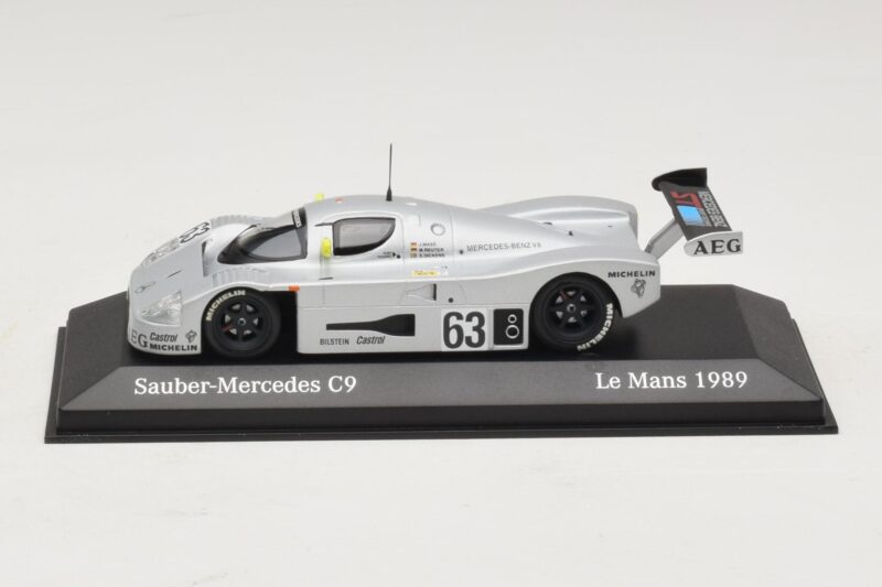 Sauber Mercedes C9 #63 J. Mass / M. Reuter / S. Dickens Winners 24 Hours of Le Mans 1989 Minichamps 1:43 B66041033 Diecast