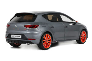 SEAT Leon Cupra Mk3 Performance Pack Monsoon Grey Otto 1:18 OT1306 Resin — photo 2 of 5