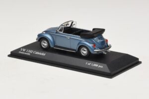 Volkswagen 1302 Cabriolet Blue Metallic Minichamps 1:43 430055042 Diecast — photo 3 of 4