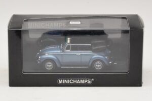 Volkswagen 1302 Cabriolet Blue Metallic Minichamps 1:43 430055042 Diecast — photo 4 of 4