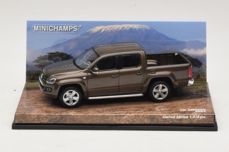 Volkswagen Amarok Brown Metallic Minichamps 1:43 436058361 Diecast