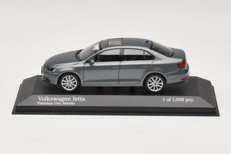 Volkswagen Jetta Mk6 Grey Metallic Minichamps 1:43 Volkswagen Jetta Mk6 Grey Metallic Minichamps 1:43 400059000 Diecast