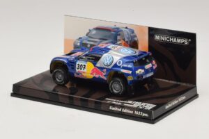 Volkswagen Race Touareg Red Bull #307 B. Saby / M. Perin Dakar Rally 2005 Minichamps 1:43 436055307 Diecast — photo 3 of 5