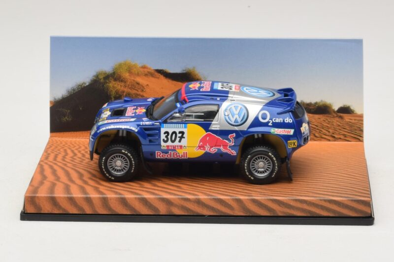 Volkswagen Race Touareg Red Bull #307 Dealer Edition 2005 Minichamps 1:43 7LO099400PD307 Diecast