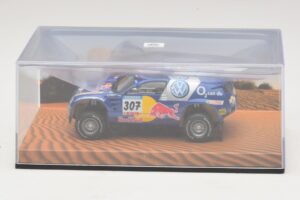 Volkswagen Race Touareg Red Bull #307 Dealer Edition 2005 Minichamps 1:43 7LO099400PD307 Diecast — photo 4 of 5