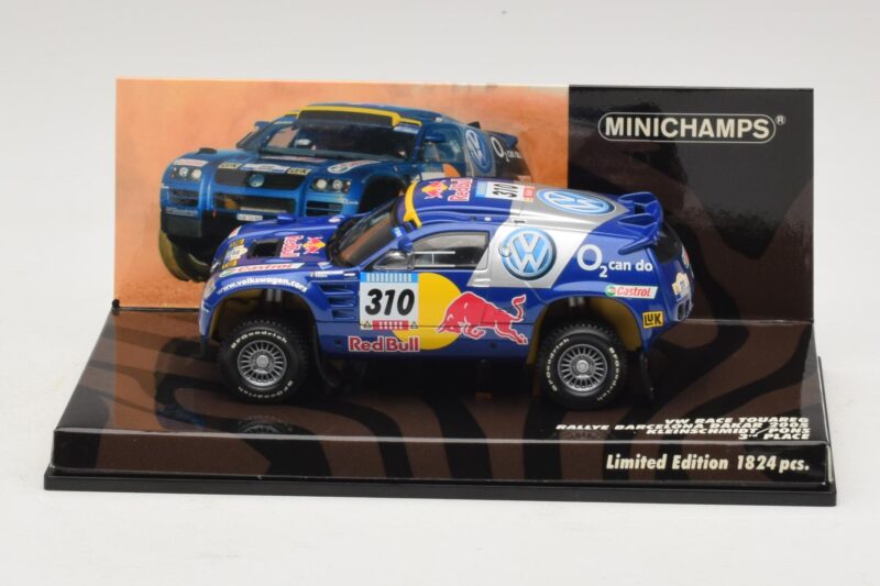 Volkswagen Race Touareg Red Bull #310 J. Kleinschmidt / F. Pons Dakar Rally 2005 Minichamps 1:43 436055310 Diecast