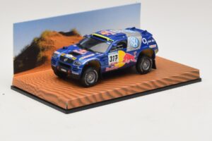 Volkswagen Race Touareg Red Bull #317 Dealer Edition 2005 Minichamps 1:43 7LO099400PD317 Diecast — photo 2 of 5