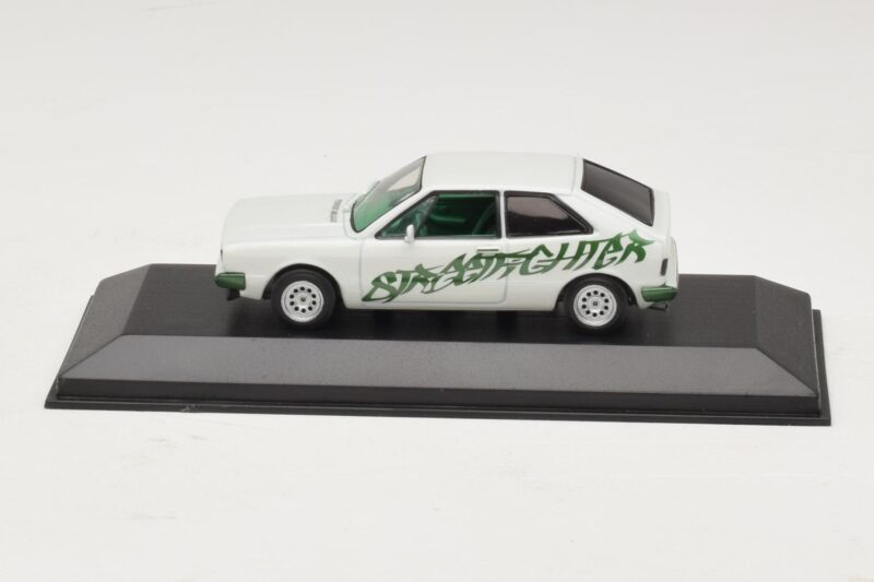Volkswagen Scirocco Mk1 Streetfighter White Minichamps 1:43 430050424 Diecast