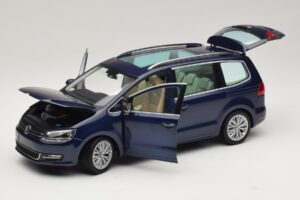 Volkswagen Sharan Blue Metallic Minichamps 1:18 110051000 Diecast — photo 2 of 8