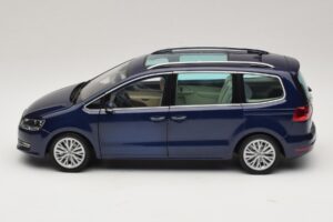 Volkswagen Sharan Blue Metallic Minichamps 1:18 110051000 Diecast — photo 4 of 8