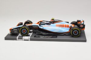 Williams Racing FW45 #2 L. Sargeant Singapore GP 2023 Minichamps 1:18 117231602 Diecast — photo 3 of 7