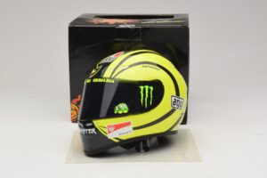 AGV Helmet V. Rossi MotoGP Valencia Test 2009 Minichamps 1:2 327100066 Diecast — photo 6 of 7