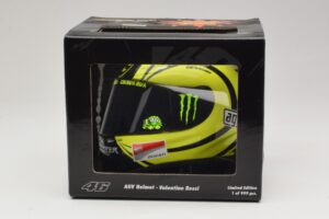 AGV Helmet V. Rossi MotoGP Valencia Test 2009 Minichamps 1:2 327100066 Diecast — photo 7 of 7