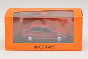 Alfa Romeo 75 V6 3.0 America Red Maxichamps 1:43 940120461 Diecast — photo 5 of 5