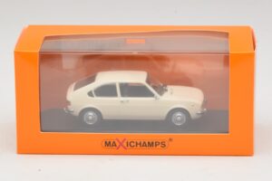 Alfa Romeo Alfasud White Maxichamps 1:43 940120101 Diecast — photo 5 of 5