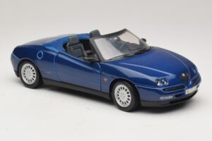 Alfa Romeo Spider 916 Blue Maisto 1:18 31831 Diecast — photo 6 of 8