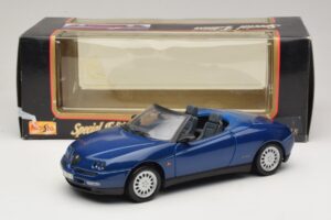 Alfa Romeo Spider 916 Blue Maisto 1:18 31831 Diecast — photo 8 of 8