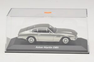Aston Martin DBS Silver Maxichamps 1:43 940137600 Diecast — photo 4 of 5