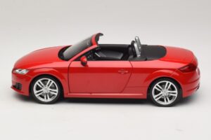 Audi TT 8J Roadster Tango Red Minichamps 1:18 5011400525 Diecast — photo 4 of 8