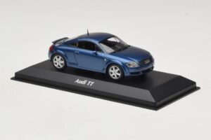 Audi TT 8N Blue Metallic Maxichamps 1:43 940017220 Diecast — photo 3 of 5
