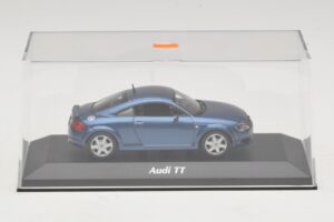 Audi TT 8N Blue Metallic Maxichamps 1:43 940017220 Diecast — photo 4 of 5