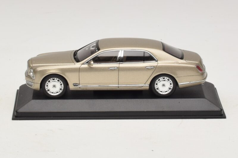 Bentley Mulsanne Gold Metallic Minichamps 1:43 40433 Diecast