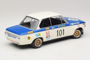 BMW 2002 #101 Koepchen H-J. Stuck Internationales ADAC 500km Eifelpokalrennen 1971 Minichamps 1:18 155702701 Diecast — photo 2 of 6