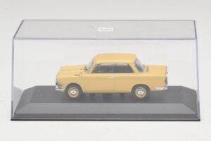 BMW 700 Coupe Yellow Replacement Box Minichamps 1:43 80420153662-R1 Diecast — photo 4 of 5
