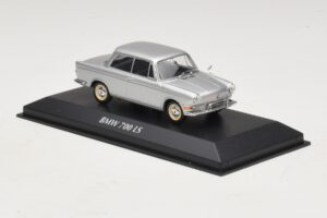 BMW 700 LS Silver Maxichamps 1:43 940023700 Diecast — photo 3 of 5