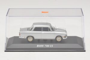 BMW 700 LS Silver Maxichamps 1:43 940023700 Diecast — photo 4 of 5