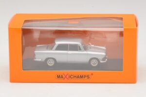 BMW 700 LS Silver Maxichamps 1:43 940023700 Diecast — photo 5 of 5