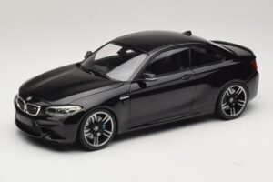 BMW M2 F87 Black Metallic Minichamps 1:18 155026100 Diecast