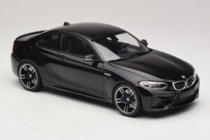 BMW M2 F87 Black Metallic Minichamps 1:18 155026100 Diecast — photo 4 of 6
