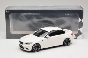 BMW M2 F87 White Minichamps 1:18 155026104 Diecast — photo 6 of 6