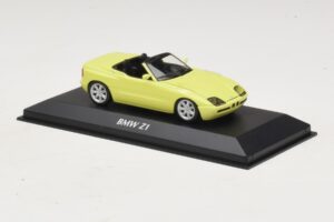 BMW Z1 E30 Yellow Maxichamps 1:43 940020100 Diecast — photo 3 of 5