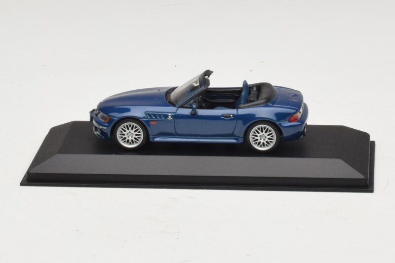BMW Z3 E36/7 1.8 M Package Blue Replacement Box Minichamps 1:43 80429411714-R1 Diecast