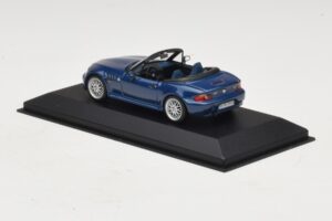 BMW Z3 E36/7 1.8 M Package Blue Replacement Box Minichamps 1:43 80429411714-R1 Diecast — photo 3 of 5